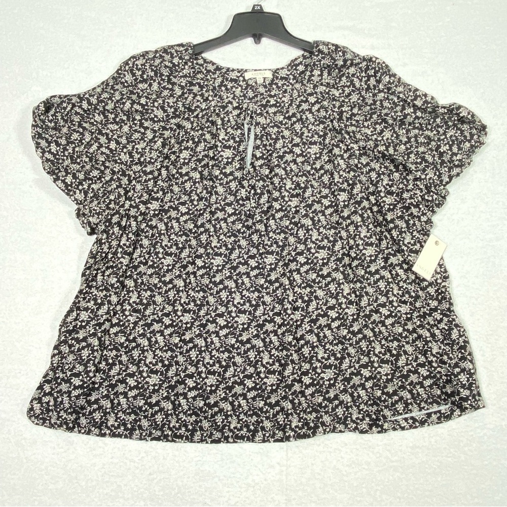 Angels Boho Floral Blouse Women's 3X Black White Short Flutter Sleeve Flowy NWT